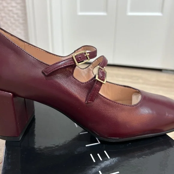 Shoes - Picture 2 of 3